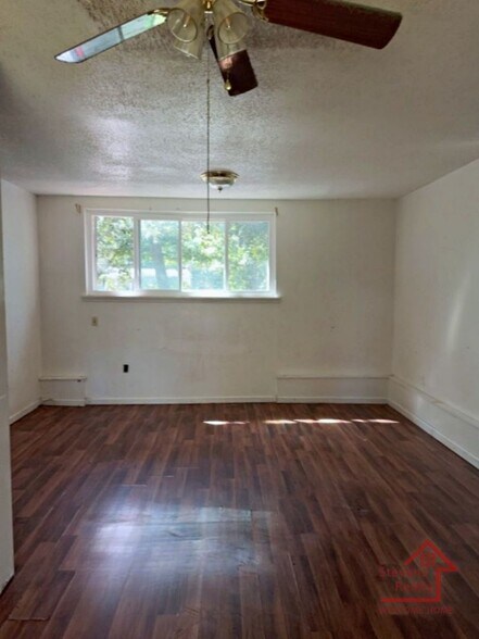 Building Photo - 938 Talley Rd