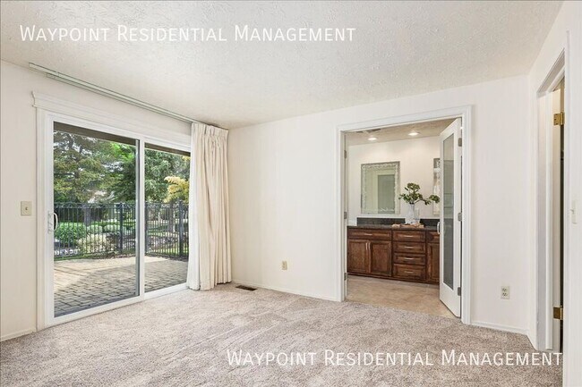 Building Photo - 3108 Woodbrook Pl