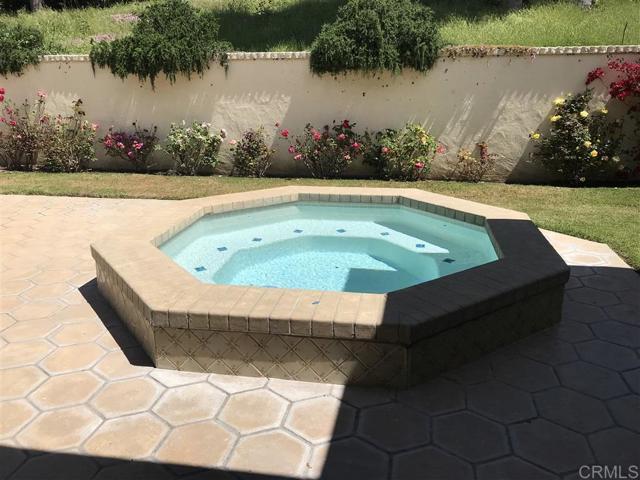 Building Photo - 16534 La Gracia