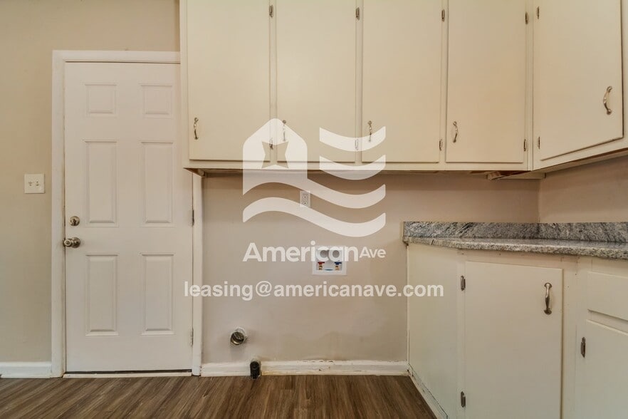 Building Photo - 7514 Seaton Pl