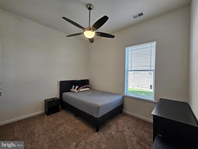 Building Photo - 29662 Riverstone Dr