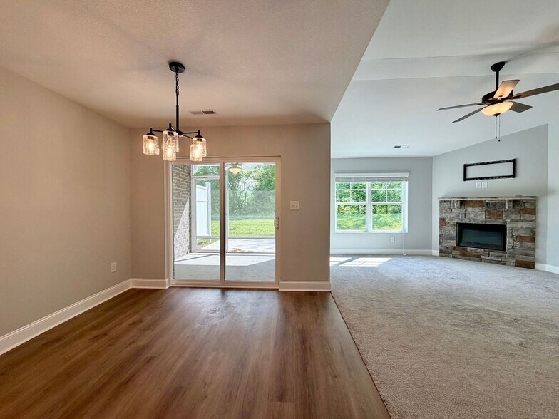 Building Photo - 766 Snowflower Cir