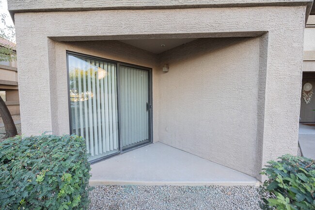 Building Photo - 1287 N Alma School Rd