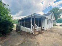 Building Photo - 746 Pistol Club Rd