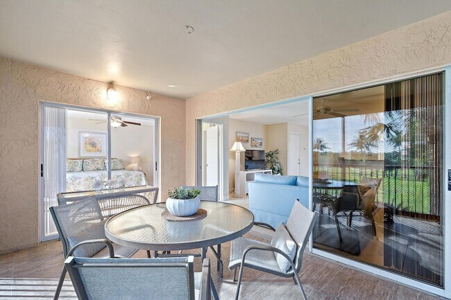 Building Photo - 275 Palm Ave