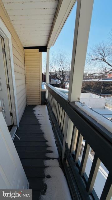 Building Photo - 231 3rd St