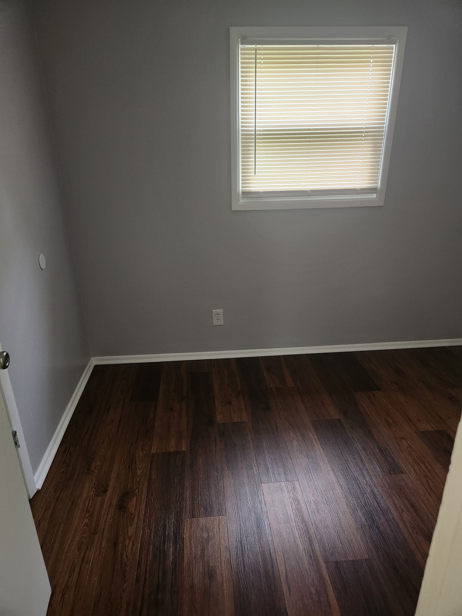 Building Photo - 4235 Wolf Rd