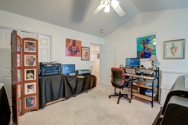 Building Photo - Easy Access to Everything North Charleston Has to Offer