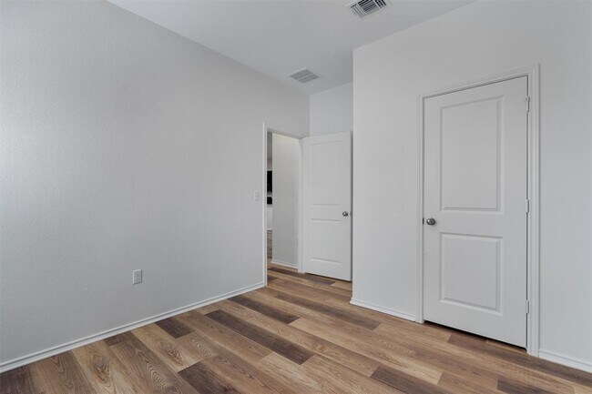 Building Photo - 7704 Poppy Petal Dr