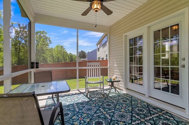 Building Photo - Beautiful Moncks Corner Home!!