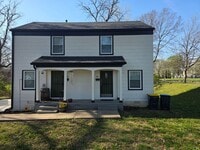 Building Photo - Cozy & Updated Duplex – Close to UMKC, Rockhurst & More