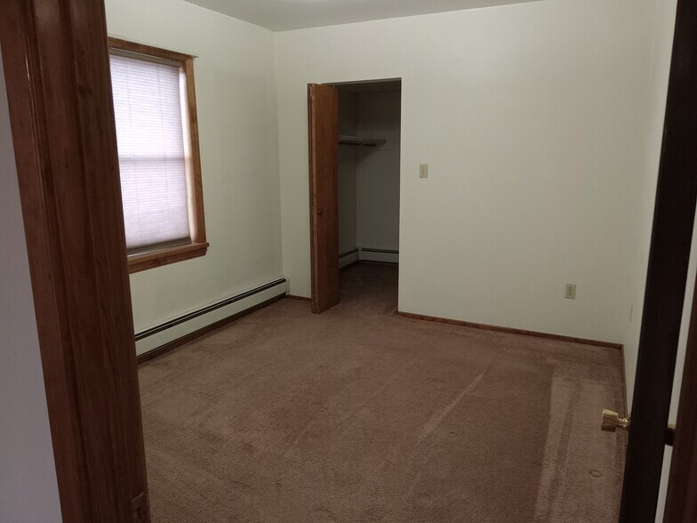 Building Photo - 1307 Seesetown Rd