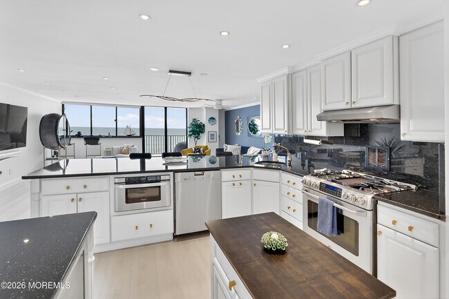 Building Photo - 55 Ocean Ave