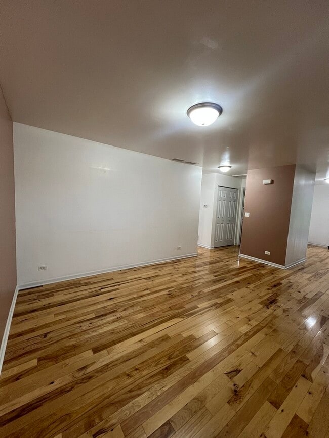 Building Photo - 102 Caddy Ave