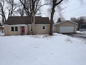 Building Photo - Available Feb 1 | Updated 2+ Bedroom Home w/ Loft & Garage – Brooklyn Park