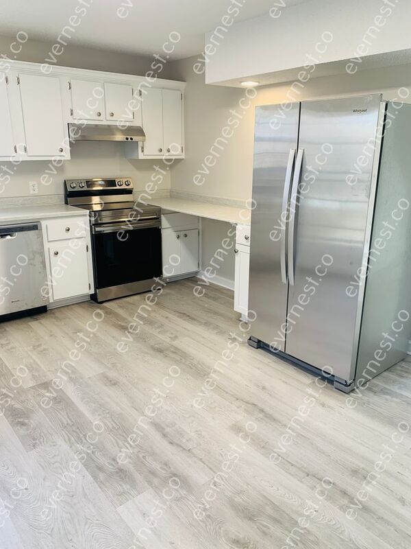 Building Photo - 213 Alpine Dr