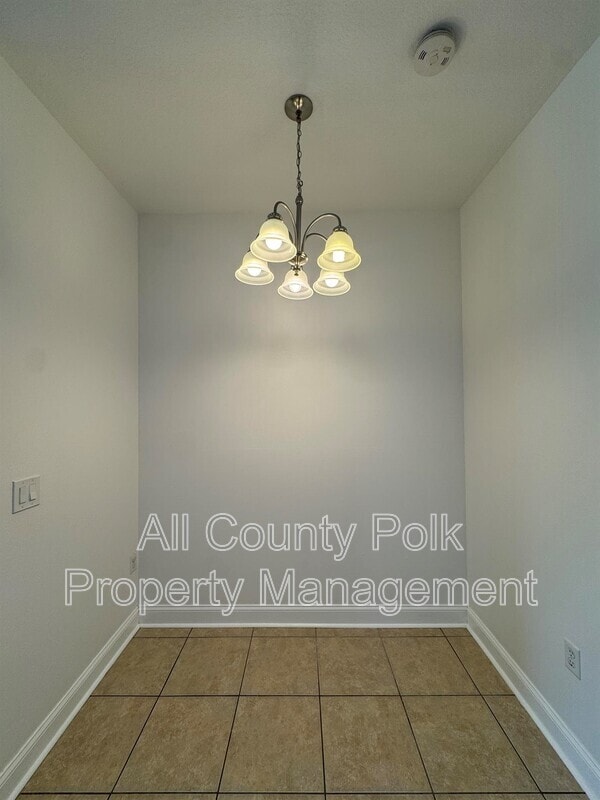 Building Photo - 4054 Winding Vine Dr