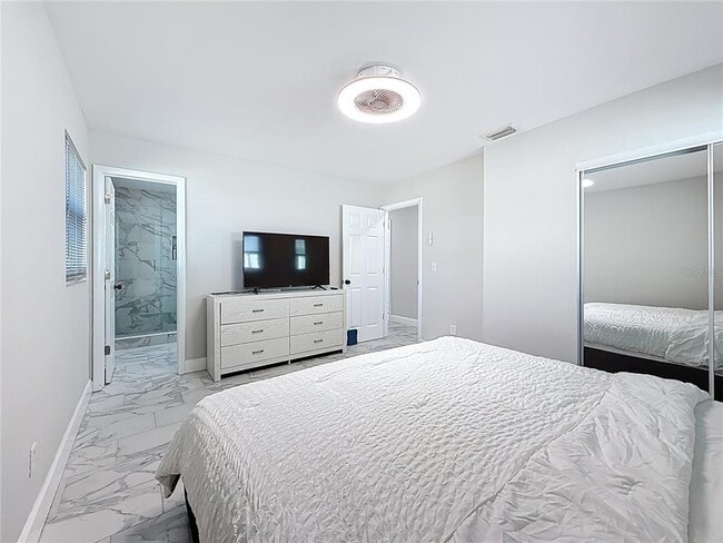 Building Photo - 10709 Donbrese Ave