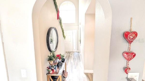 Building Photo - 106 Royalty Cir