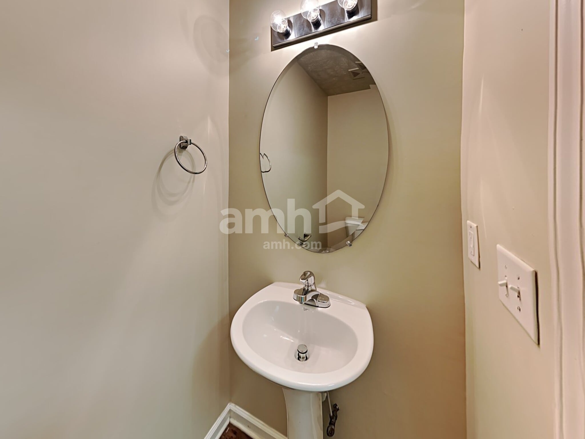 Building Photo - 8320 Ramstone Way