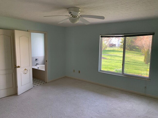 Building Photo - 5658 Baywatch Way