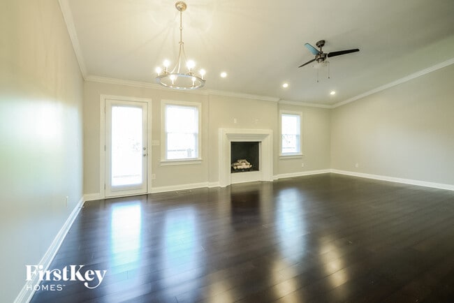 Building Photo - 4004 Pawnee Rosa Dr
