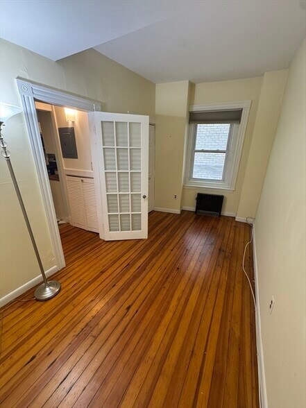 Building Photo - 31 Westbourne Ter