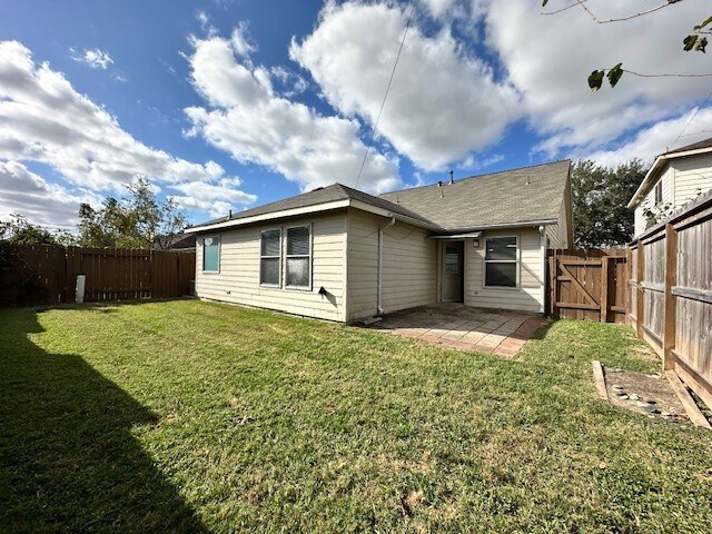 Building Photo - 10403 Hurst Hill Ln