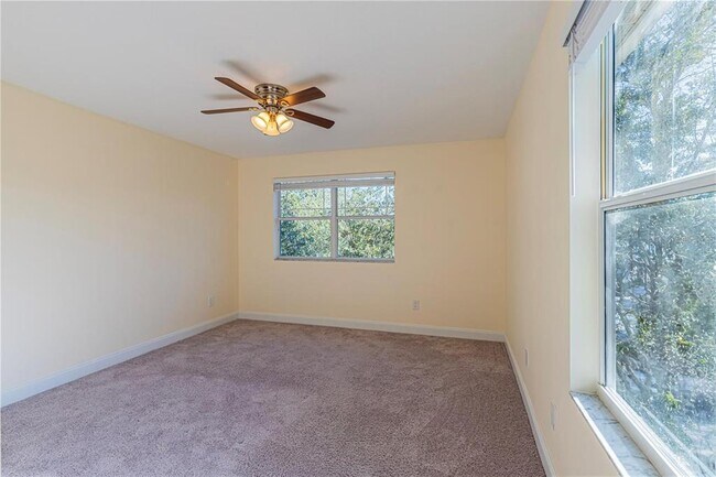 Building Photo - 14637 Tanja King Blvd