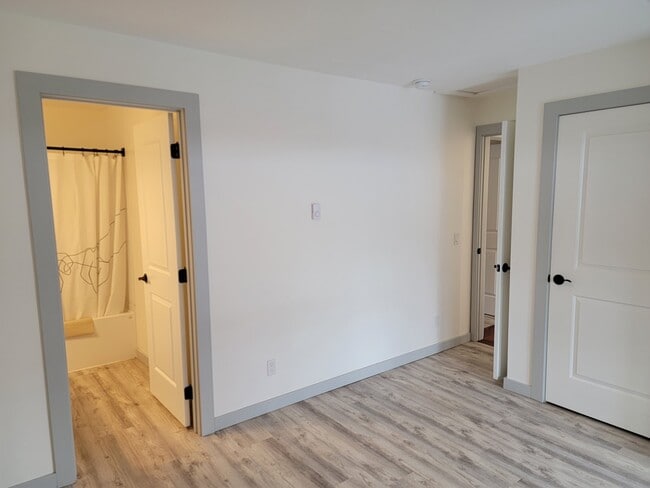 Building Photo - 311 Andora Ln