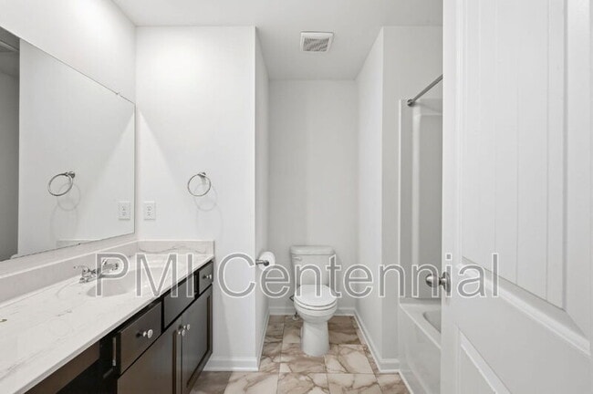 Building Photo - 110 Shelter Ln E