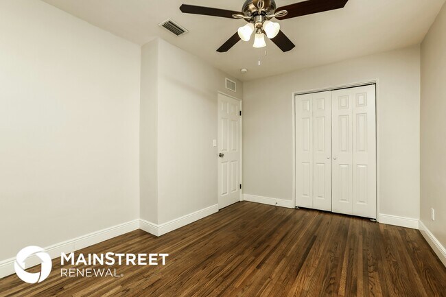Building Photo - 830 N Tuxedo Ave