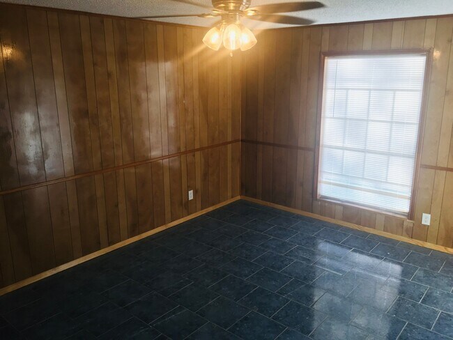 Building Photo - 19135 County Rd 520A