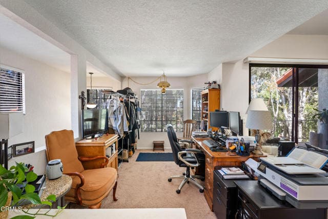 Building Photo - 2200 Martinique Ln