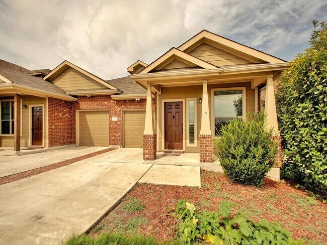Building Photo - 1520 Muirfield Bend Dr