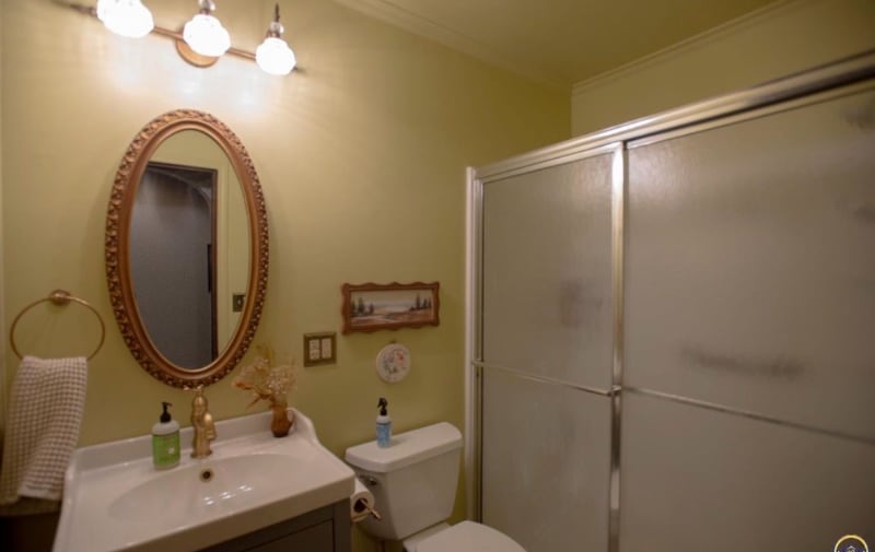 Building Photo - 2323 SW 20th St