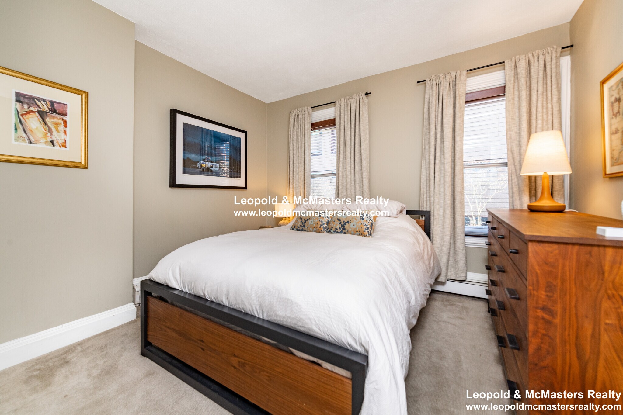 Building Photo - 83 E Brookline St