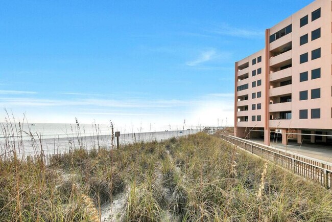 Building Photo - 343-277 Gulf Shore Drive-SI ID1502022P