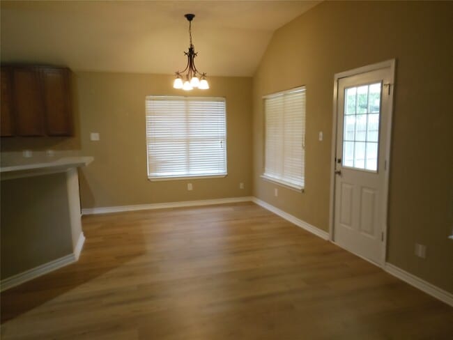 Building Photo - 5311 Misty Moon Dr