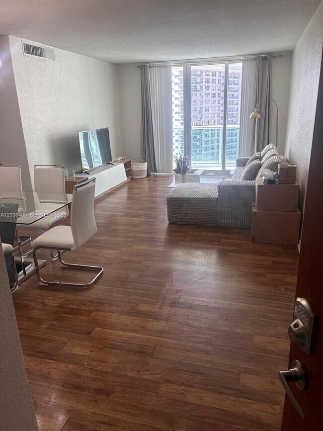 Building Photo - 3901 S Ocean Dr
