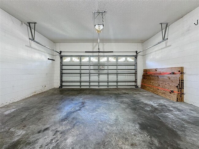 Building Photo - 4843 Native Dancer Ln