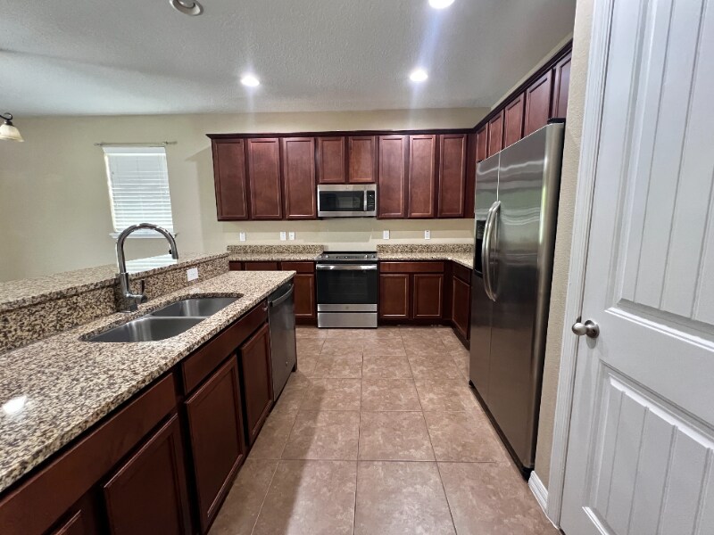 Building Photo - 13318 Longacre Dr