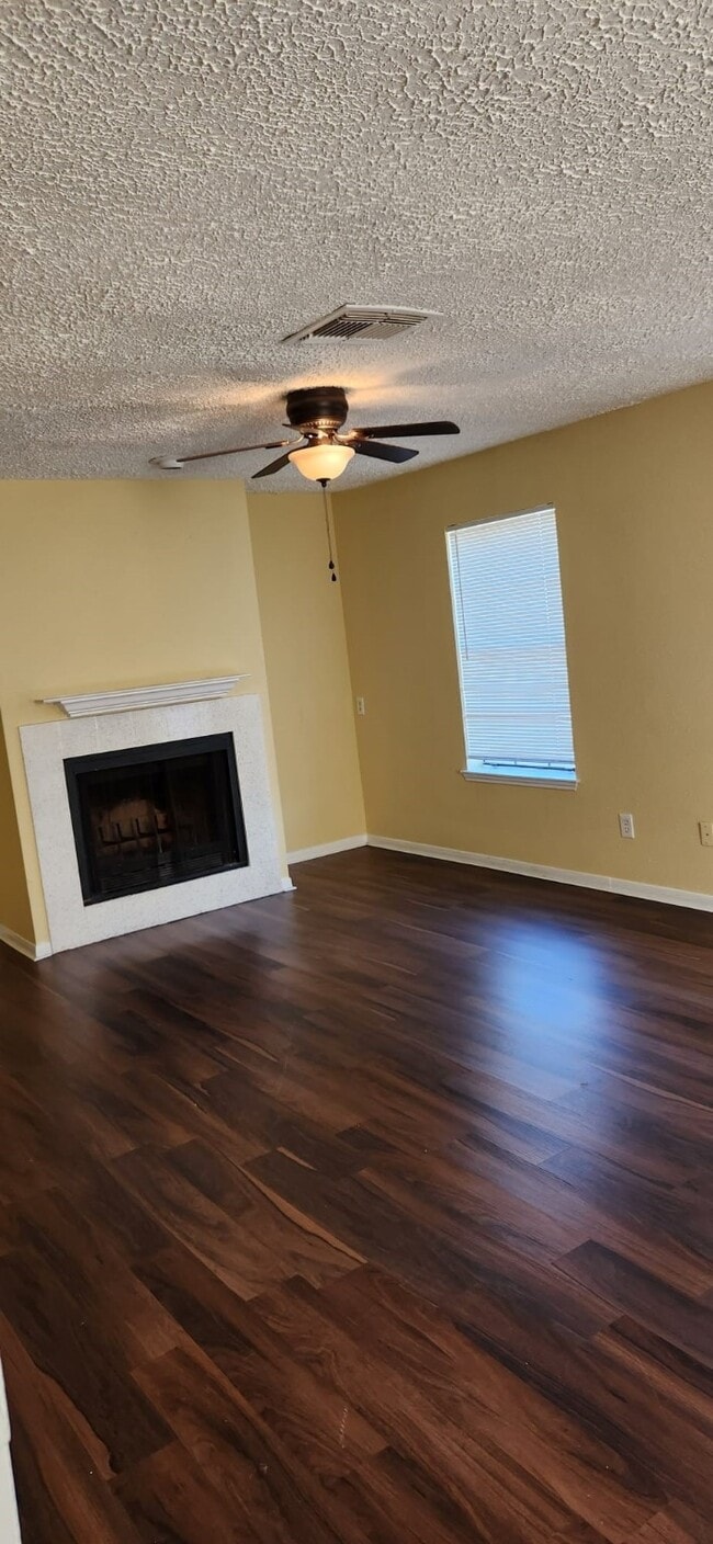 Building Photo - 9703 Pine Pass Dr