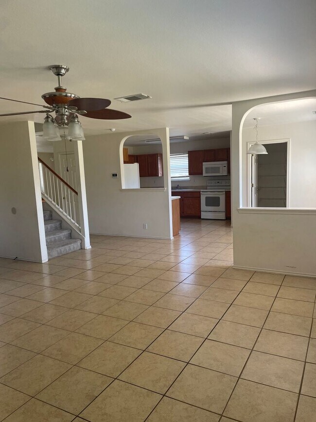 Building Photo - 1403 Diamond Bluff