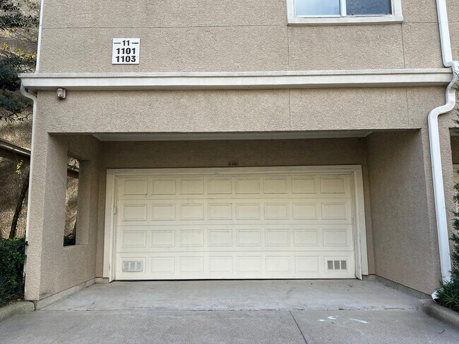 Building Photo - 12707 Boheme Dr