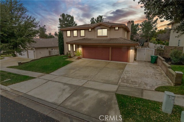 Building Photo - 1472 Pinewood Dr