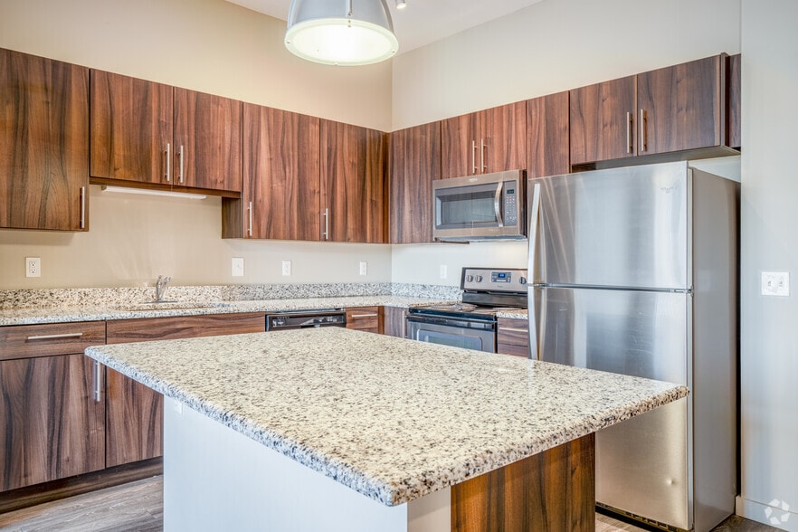 1BR, 1BA - 845SF - Heywood - Kitchen - Starkweather Lofts