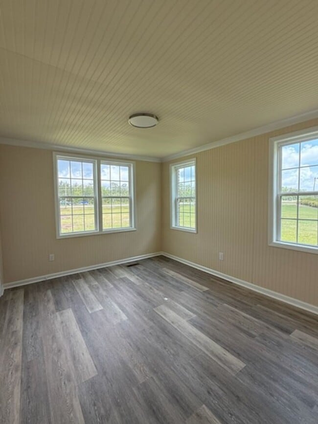 Building Photo - New House