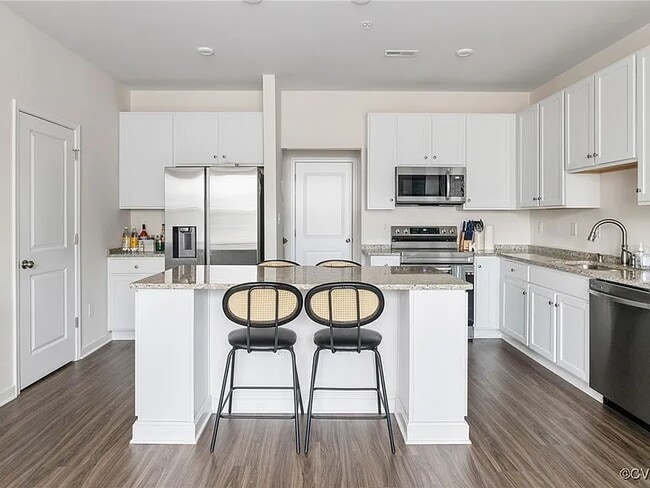 Building Photo - 7215 Hancock Chase Ct