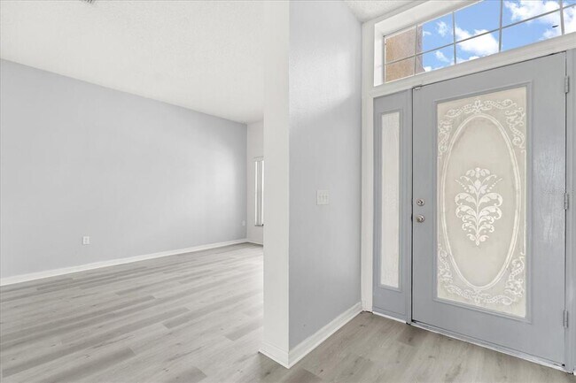Building Photo - 521 Bromley Ct